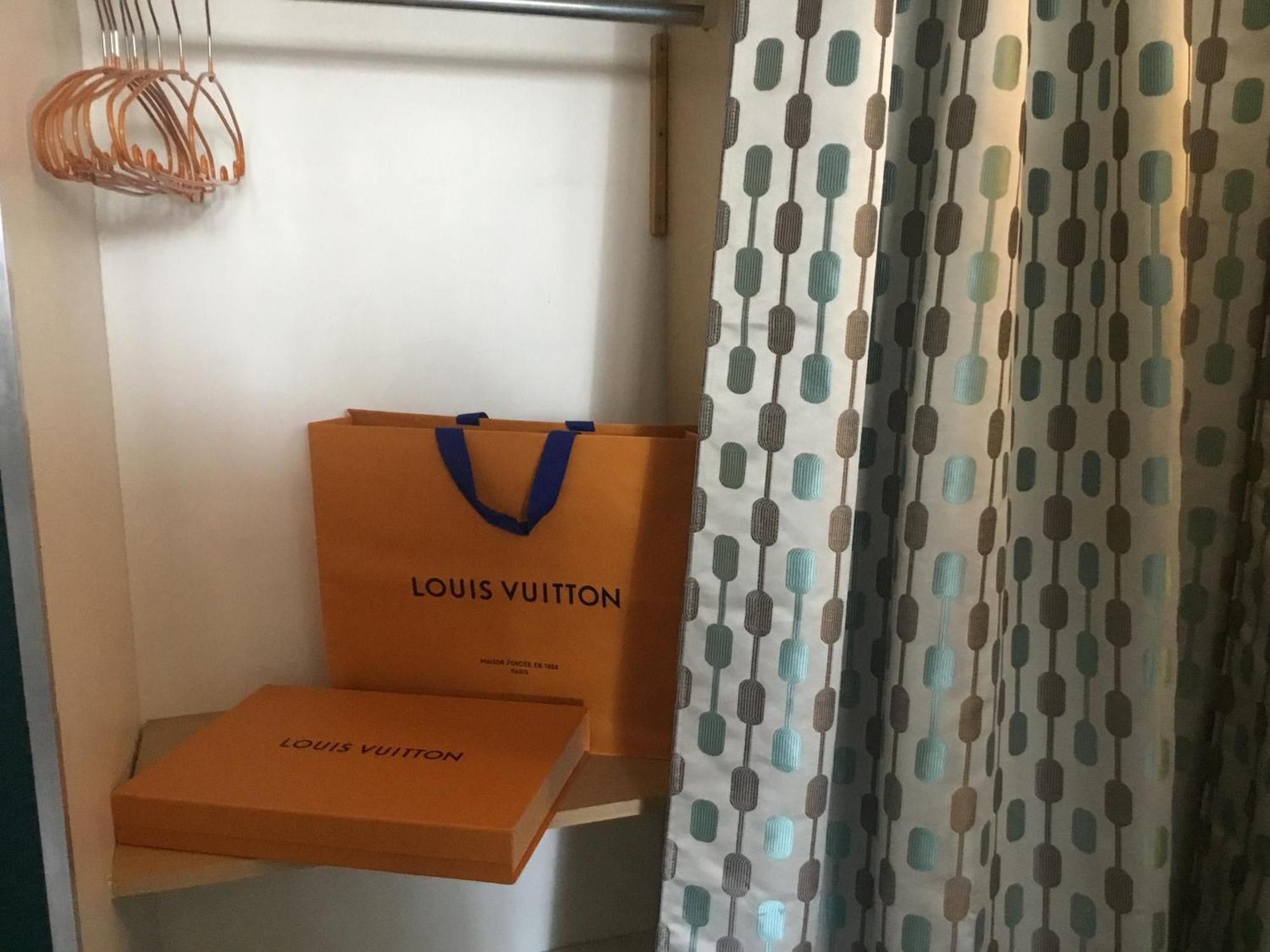 Just For Sleep-Daily Stay 20H To 10H Apres Votre Arrivee Dans Le Batiment D'Entree, Contact I'Hote Via Le Message Ici De Reservation Pour L'Enregistrement I'Entree Dans La Propriete Sans I'Approbation Est Interdite-Resevation D'Un Tiers Est Inaccepta Bobigny Ngoại thất bức ảnh